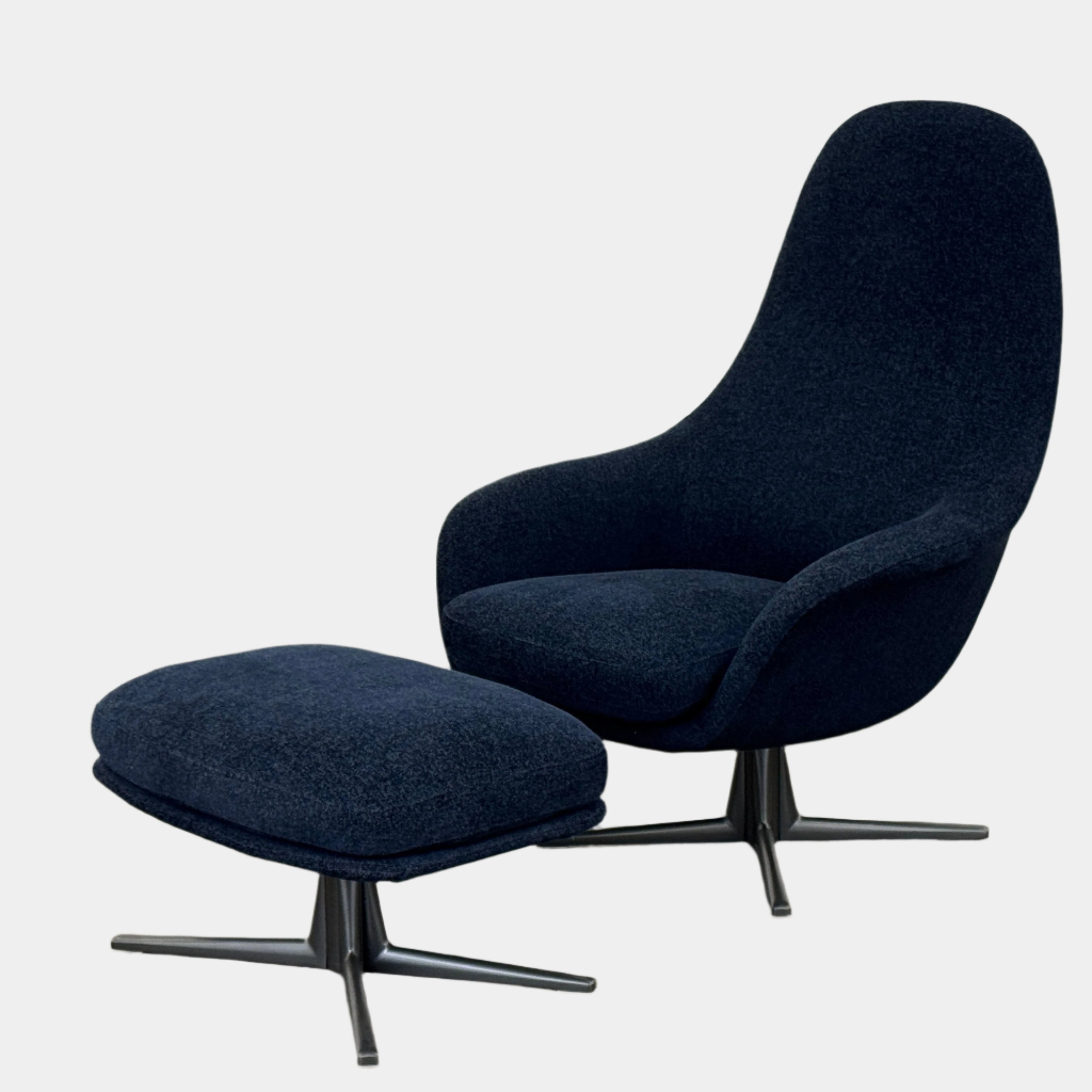 Fauteuil pivotant et pouf Poliform Marlon (2 housses disponibles)