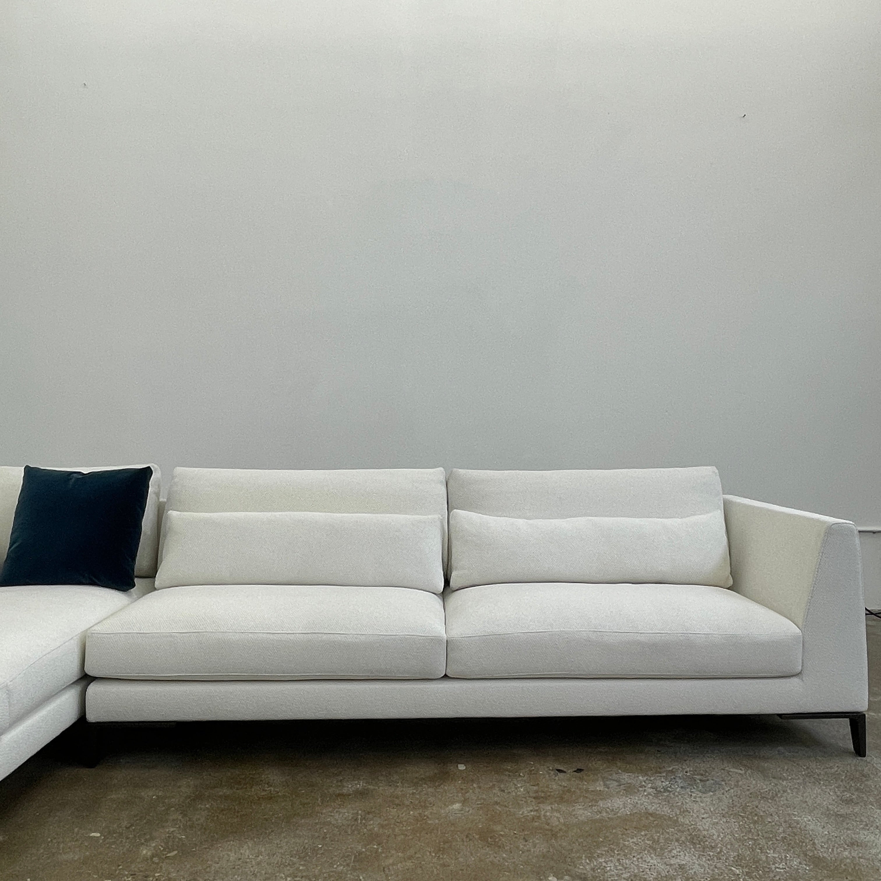 Canapé sectionnel trois pièces Poliform Bellport