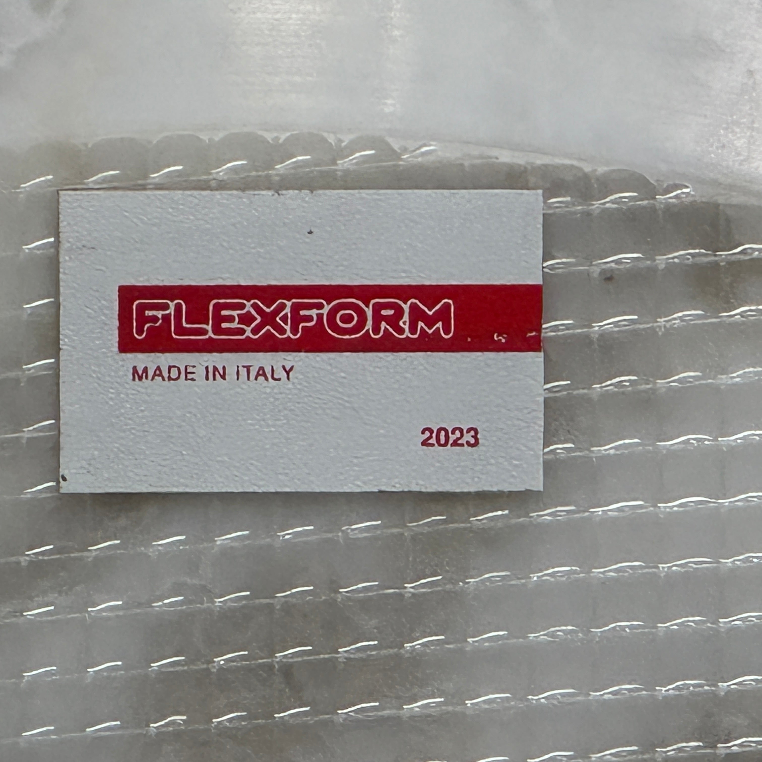 Table d'appoint Flexform Calacatta Oro Fly