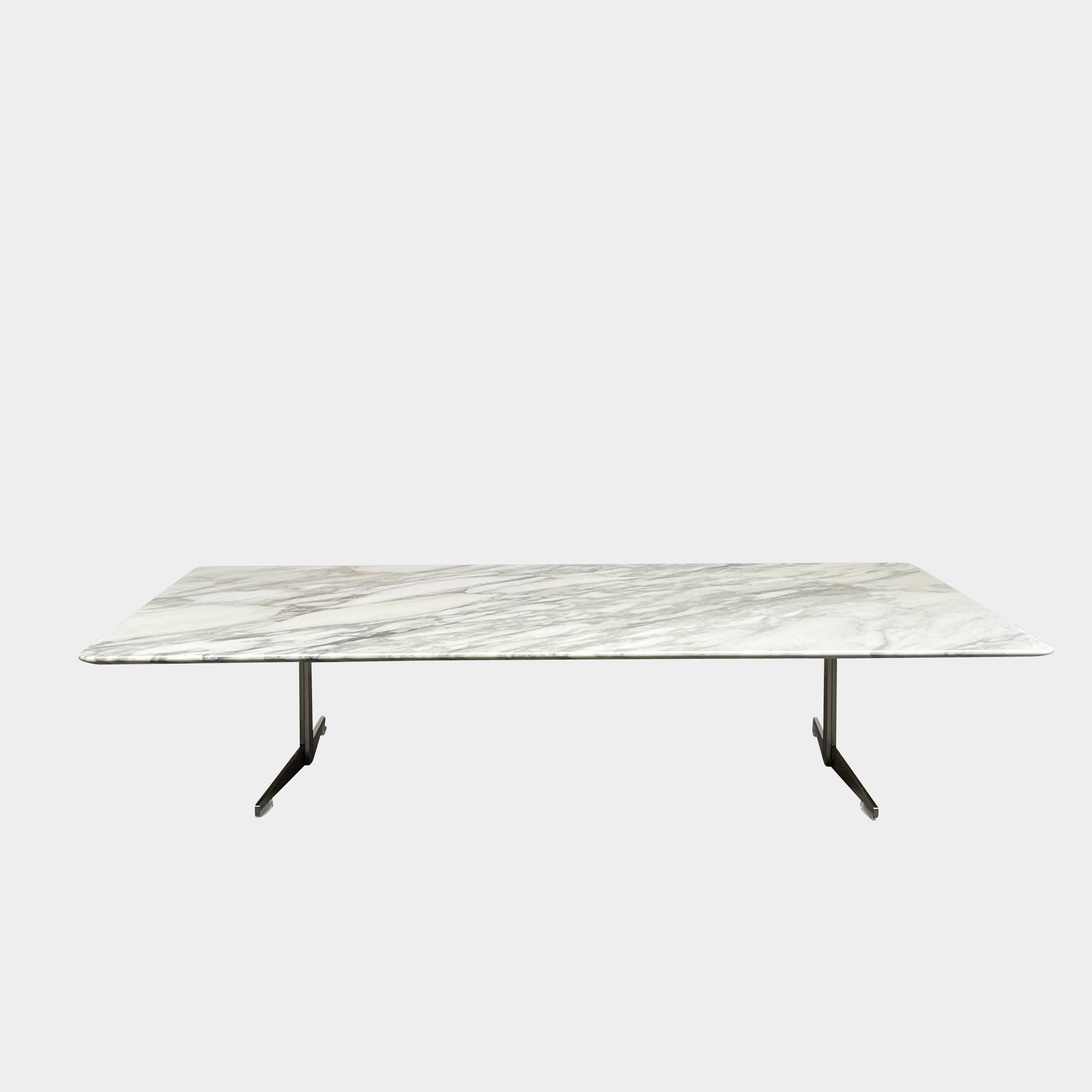 Table basse Flexform Fly en marbre