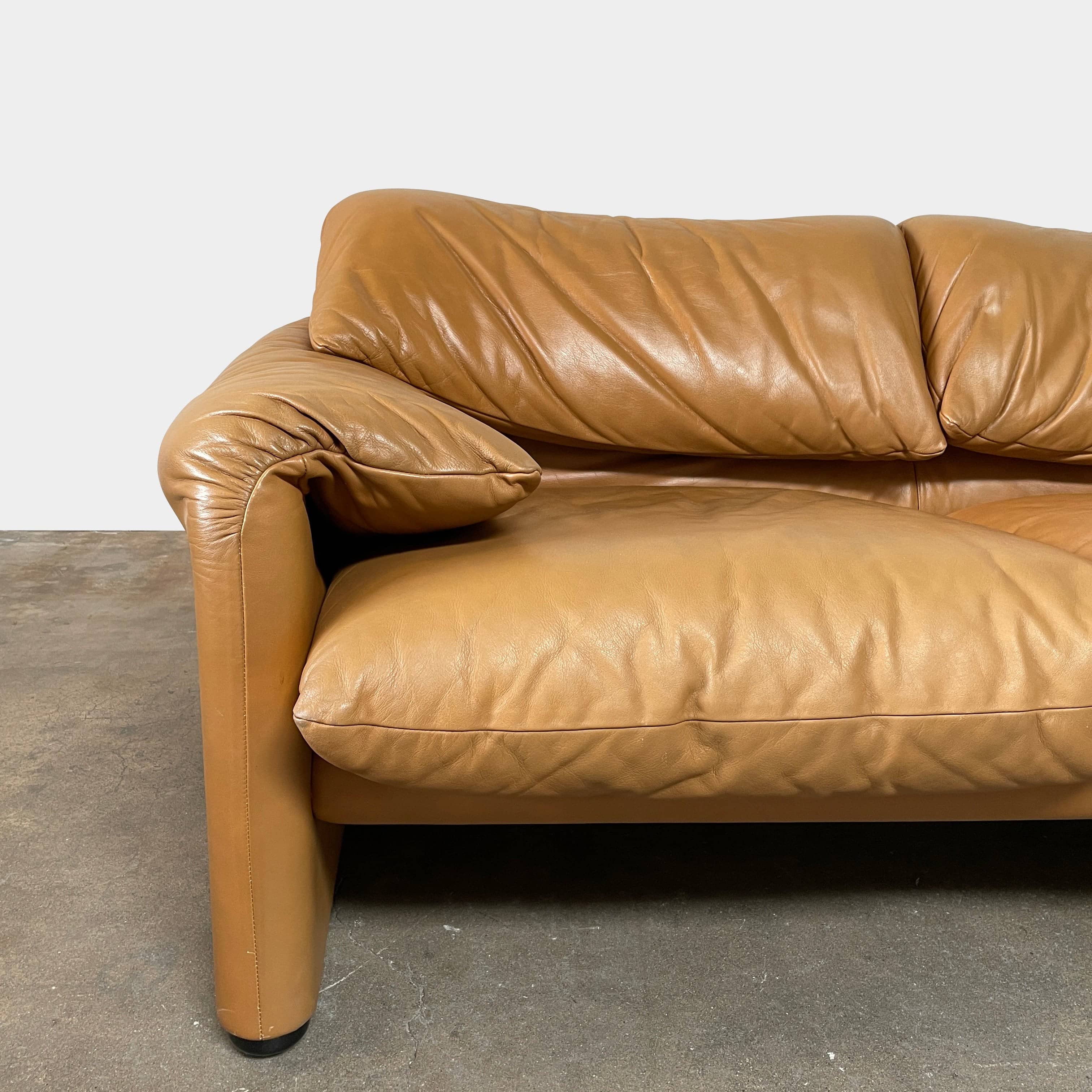 Cassina Maralunga deux places
