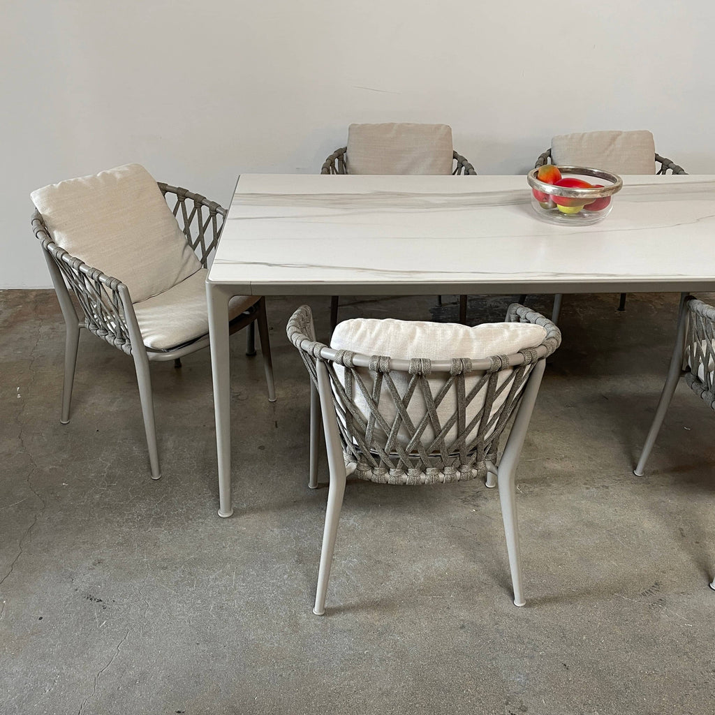 Table à manger d'extérieur Mirto de B&amp;B Italia