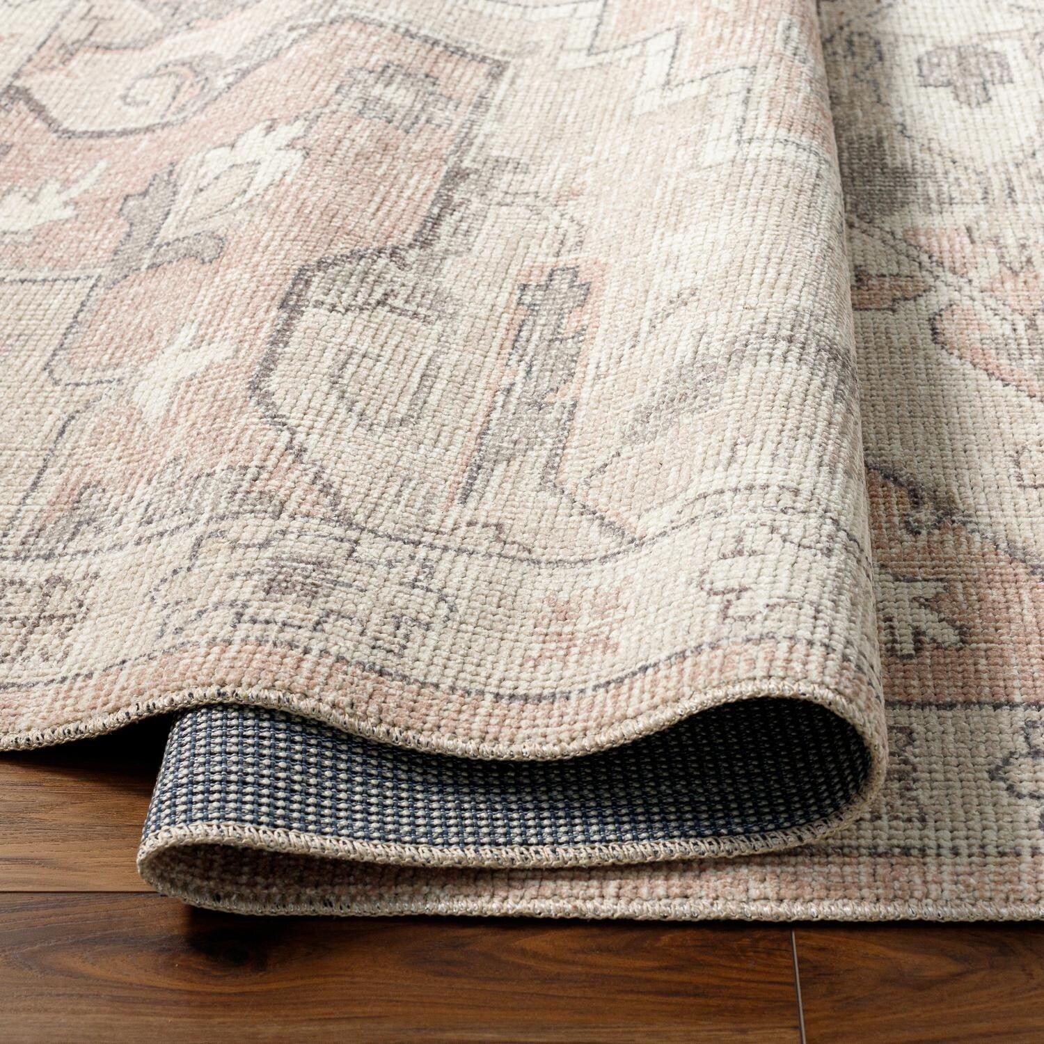 Tapis médaillon traditionnel revisité par Livabliss Elle