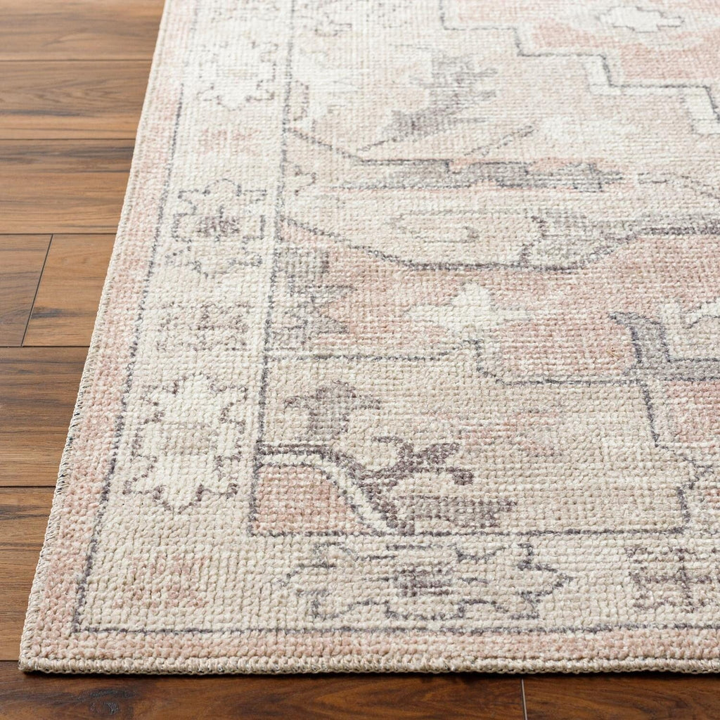 Tapis médaillon traditionnel revisité par Livabliss Elle