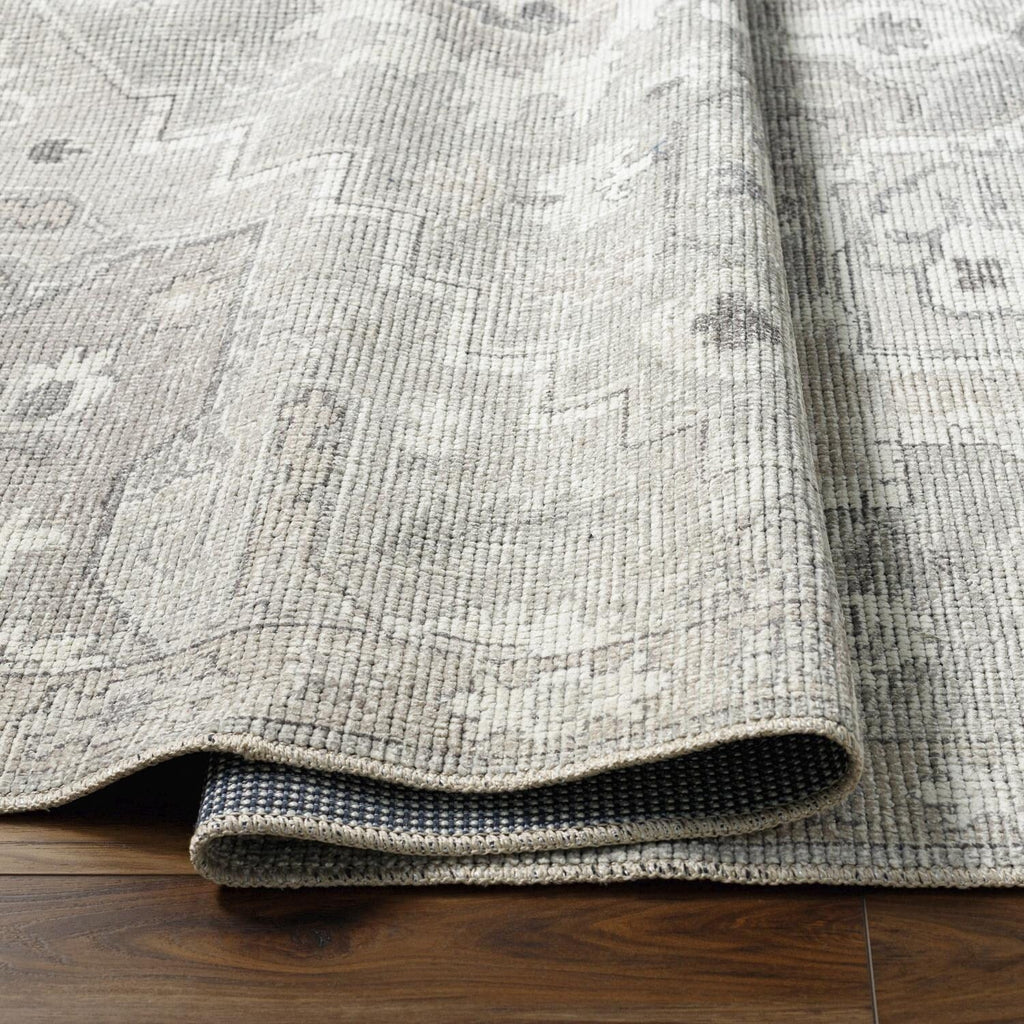 Tapis médaillon traditionnel revisité par Livabliss Elle