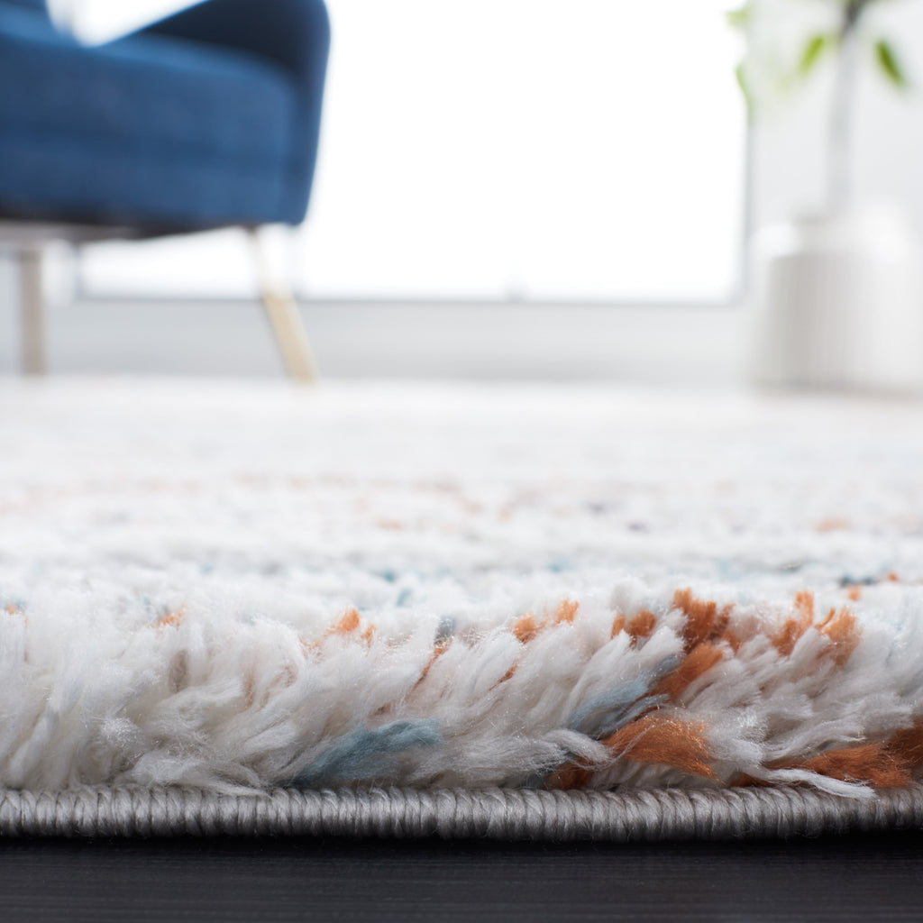 Tapis berbère à poils longs Sahire SAFAVIEH