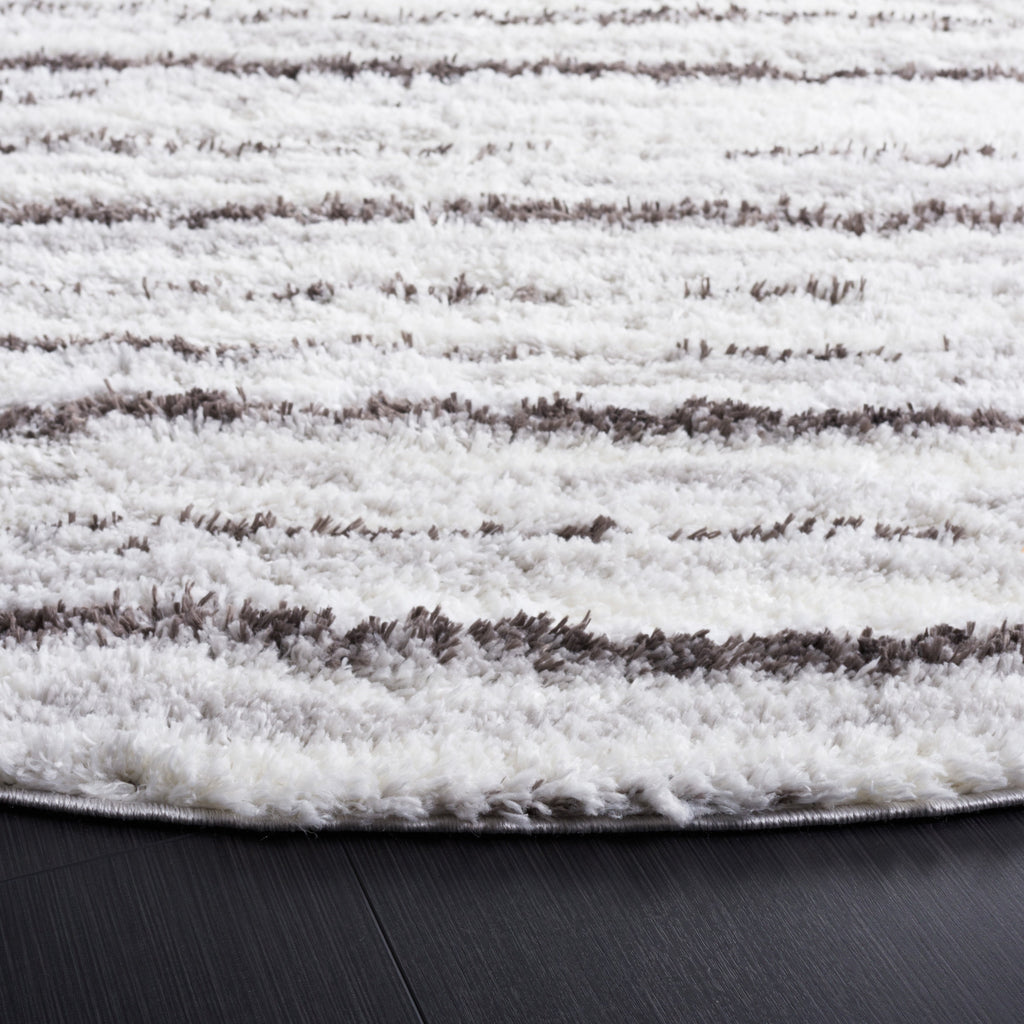Tapis berbère à poils longs Sahire SAFAVIEH