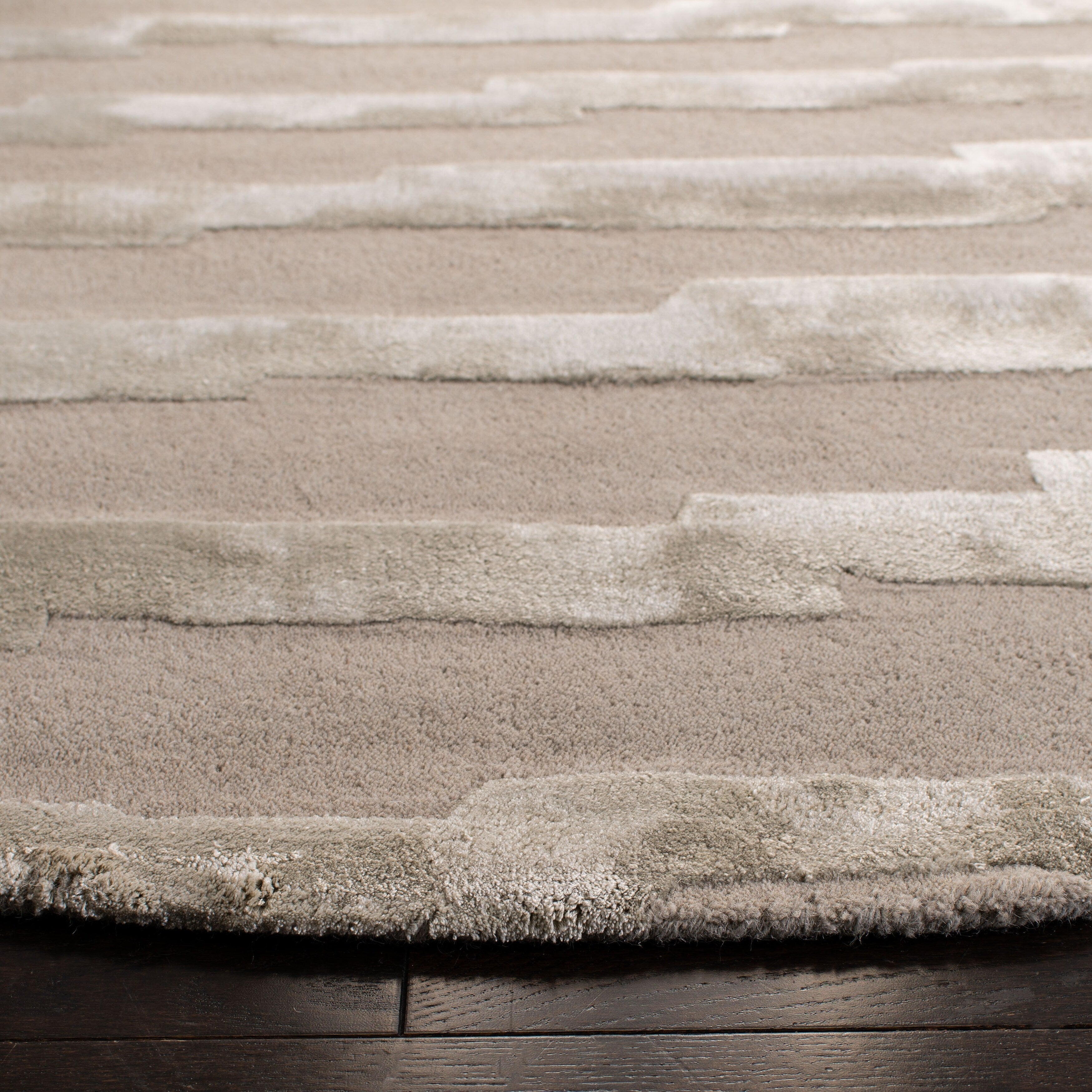 Tapis en laine NZ Soho Kikue Stripes fait main SAFAVIEH