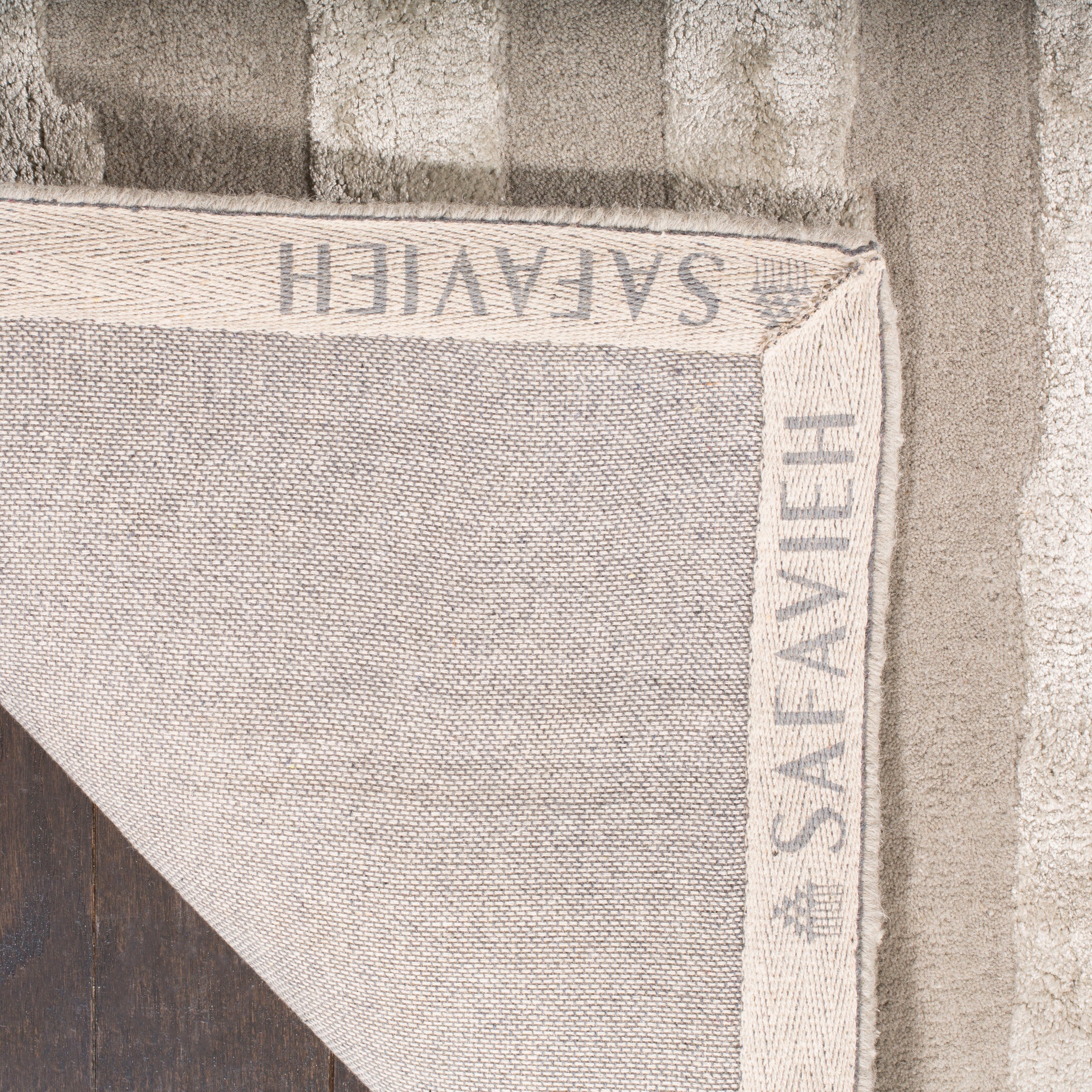 Tapis en laine NZ Soho Kikue Stripes fait main SAFAVIEH